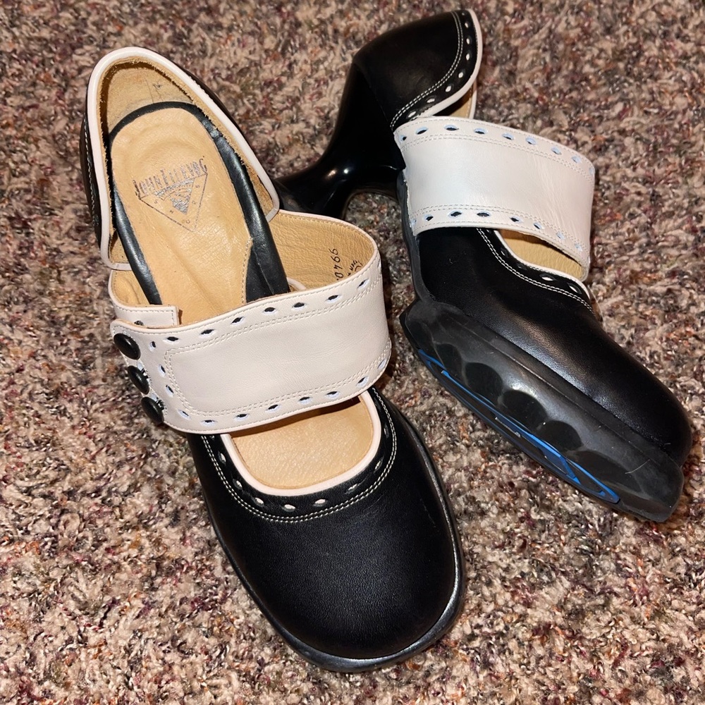 John Fluevog ZaZa Wide strap Mary Jane Heels